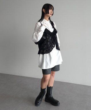 Green Parks レースフリルキャミビスチェ Black