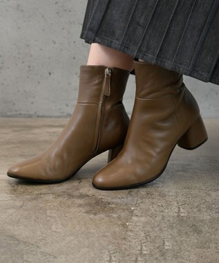 APOM 本革シープスキンサイドジップアンクルブーツ 60 グレージュ