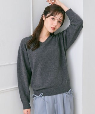 Feroux Vネックニットプルオーバー