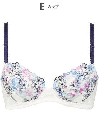 Wing 3/4カップブラ　【後ろ姿きれいブラ】　ウイング／ワコール　KB2713 アイボリー