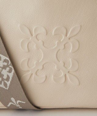 russet エンボスモノグラム2WAYショルダーバッグ(CE-1692) Ivory