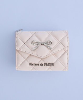 Maison de FLEUR リボンビジューキルティングウォレット