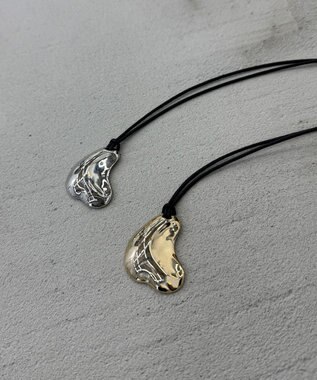 ICB モチーフロングネックレス ゴールド系