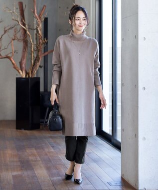 Tiaclasse 【洗える】華のあるニットタートルワンピース モカ