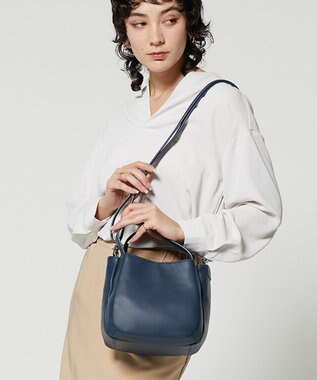 Y'SACCS イタリアンシープ 2wayラウンドトート ネイビー