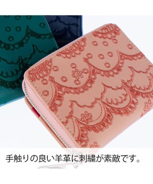 tsumori chisato CARRY スカラップししゅう 小銭入れ コインケース ミニ財布 猫モチーフ ピンク