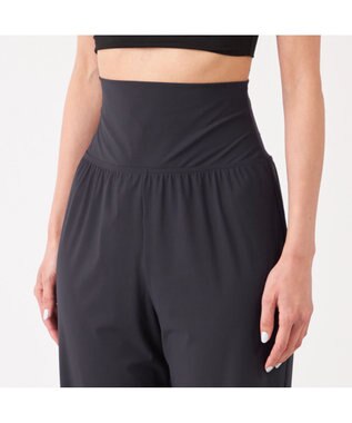 Chacott Chacott BALANCE ライトストレートパンツ ブラック