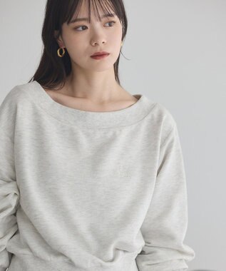 earth music&ecology ショート丈ワンポイント刺繍オフショルスウェット Oatmeal