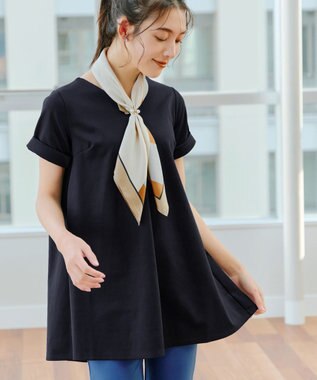 Tiaclasse 【UVカット・吸水速乾】 “きれい見え” バックフレアチュニック ネイビー