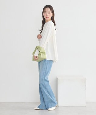 earth music&ecology バックプリーツブラウス Off White