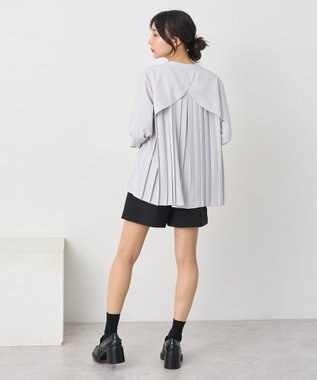 earth music&ecology バックプリーツブラウス Light Gray
