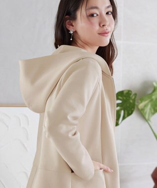 Tiaclasse ソフトダンボールバックフレアフーディー ライトベージュ