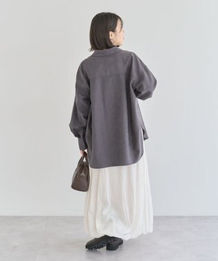 Green Parks シルキータッチストライプシャツ Charcoal Gray