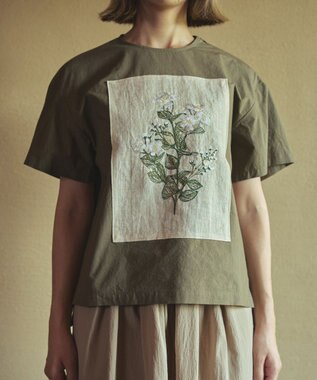 muuc ジャスミン刺繍半袖プルオーバー〈日本製・上質な天然素材・遠州織物〉〈繊細なオリジナル花刺繍〉〈ゆったりフリーサイズ〉〈上品な大人の布帛Tシャツ〉