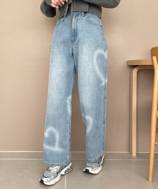  スプレーペイントストレートデニムパンツ