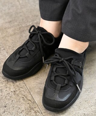 APOM 晴雨兼用　ウォーターレジストレースアップスニーカー ブラック