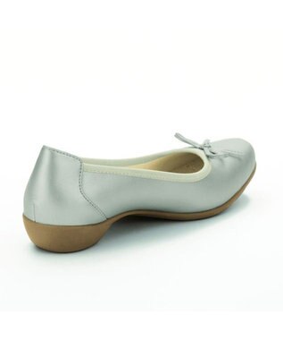 AcureZ カラーバリエーション豊かな人気NO.1リボンバレエ「母趾にやさしい美パンプス」 シャンパン