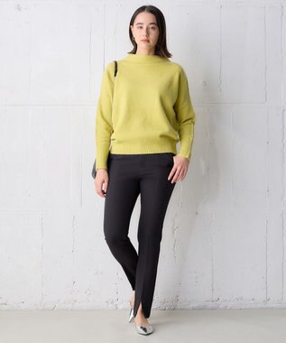 UNFILO L フロントスリットパンツ ブラック