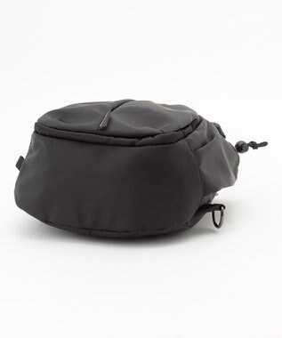 Y'SACCS 【Y’SACCS vous et】フロントファスナークロスボディバッグ ブラック