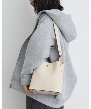 MioFIRANO ツイストロックボックスハンドバッグ 3WAY　FIRANO フィラノ IVORY