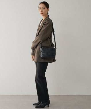 IACUCCI ＜GISELe 10月号掲載＞ベルタ S CERVO ブラック