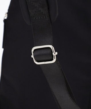 ICB 【4/3-4/19期間限定・受注生産】選べるチャーム 8ポケットナイロンリュック カスタマイズ ファー白&フェイクレザーロープ白