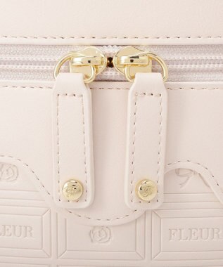 Maison de FLEUR FLEURチョコレートキューブバッグ Ecru