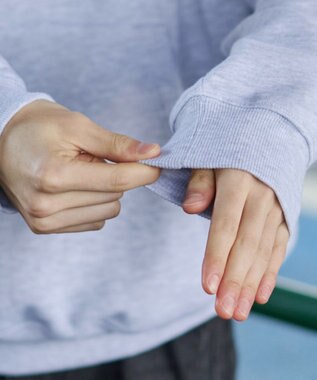 WEGO 【ユニセックス着用ITEM】エンボスステッチロゴプルパーカー アッシュグレー