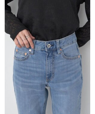 earth music&ecology セルフカットフレアデニムパンツ Light Indigo