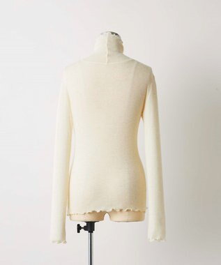 TOQUE 24AW新作〈高垣麗子さん着用〉針抜きスムスハイネックＴ オフ