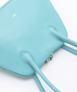 blancle シュリンクレザー 舟形ボストン ロビンエッグブルー