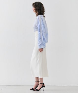 BEIGE， 【洗える】PAULINE / タックギャザーリネンボリュームブラウス Sax