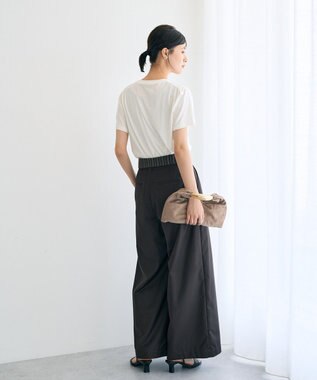 YECCA VECCA スパンコールロゴTee Off White