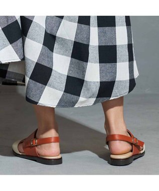 ing <ing>【WEB限定】【３E】ダブルベルトサンダル オレンジコンビ