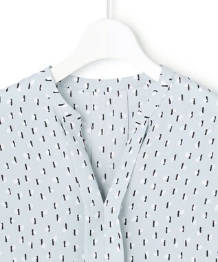 ICB L 【先行予約・WEB限定】BackSatinAmunzen 5分袖キーネックブラウス サックスブルー×モチーフドット柄