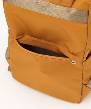 Y'SACCS テープデザイン　トラベルデイパック マスタード