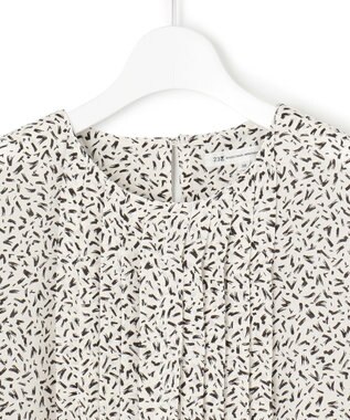 23区 【接触冷感/吸水速乾】ペインティングプリント ブラウス ベージュ系