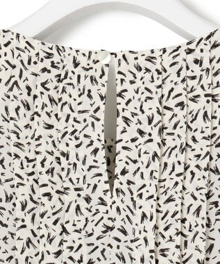 23区 【接触冷感/吸水速乾】ペインティングプリント ブラウス ベージュ系