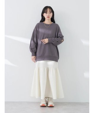 earth music&ecology 袖スリットスウェット Charcoal Gray