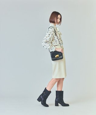 GRACE CONTINENTAL 【ドラマ着用】エトワールボウブラウス キナリ