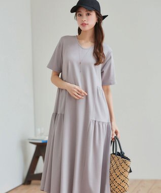 Tiaclasse 【小倉優子さん着用・洗える・接触冷感・汗ジミ防止】“サマさまカットソー”サイドティアードワンピース グレージュ