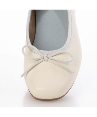 ing <ing>リラックスバレエシューズ アイボリー