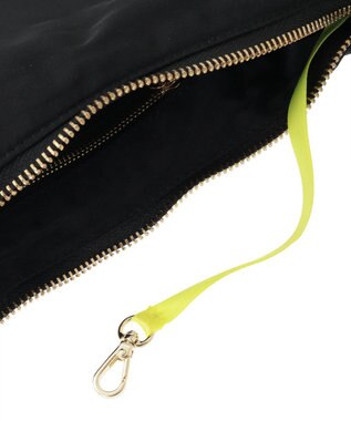 YECCA VECCA story.ハーフムーンクロスボディ Black