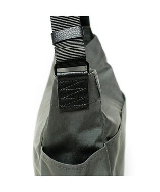 Regalo Felice 【撥水 / ポケットが7ヶ所も付いてる】ショルダー / REGALO GY(グレー)