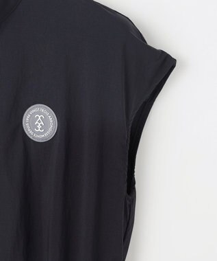 23区GOLF 【WOMEN】フロントジッパーで着脱便利！ベルト付きワンピース ネイビー系