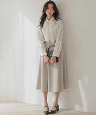 組曲 S 【WEB限定】フラワーラッセルレースシャツライク ブラウス ホワイト系