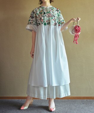 muuc 筆記帳刺繍ヨーク切り替えワンピース〈国産・muucオリジナル総柄刺繍〉〈オーガニック綿〉〈前開き・羽織にも〉〈3シーズン春夏秋〉