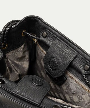 GOTAIRIKU 【ETIAM】シュリンク ドローストリングバッグ《Cocoon》 ブラック系