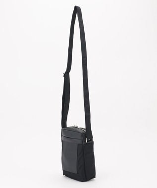 Y'SACCS 小西真奈美×Y'SACCS コンビスクエアショルダーバッグ ブラック