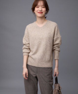 ANY シャイニースパンコールVネックニット ベージュ